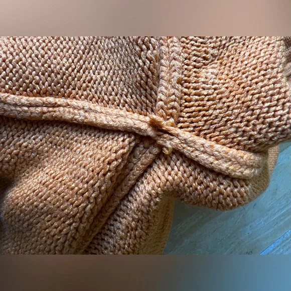 Cozy Mustard Sweater Forever 21 US small - Picture 14 of 16